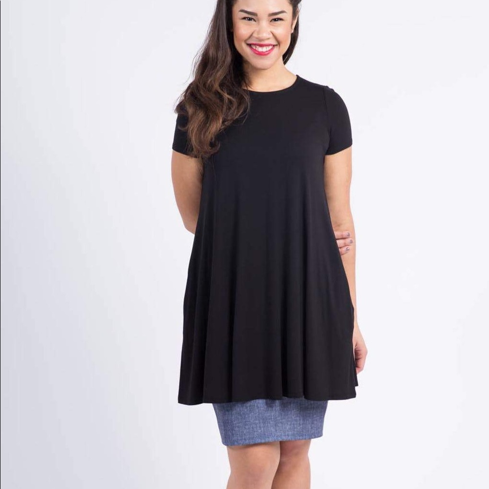Agnes & Dora Swing Tunic Jet Black Pockets! Knit New With Tags - Picture 1 of 1